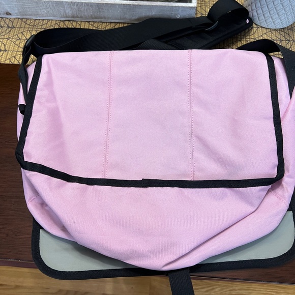 VINTAGE COLUMBIA PINK TOTE/COMPUTER BAG - Picture 3 of 3